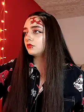 Snapshot of IvonneT chatting on 31, 10, 2025 IvonneT online show from 31, 10, 2025