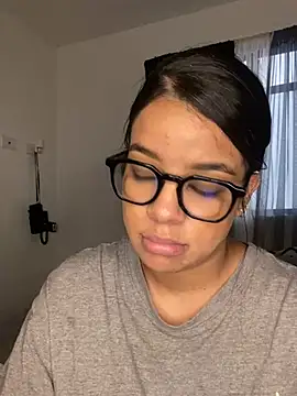 trianawhite online show from 26, 12, 2024