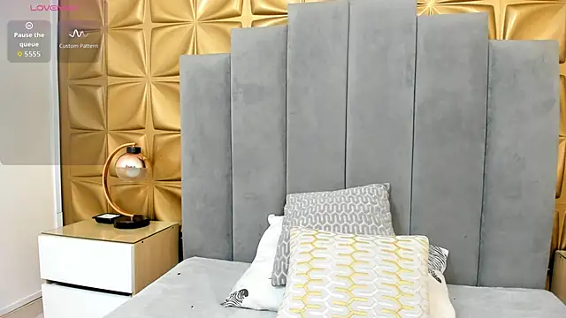 Snapshot of melani_dream chatting on 13, 2, 2026 melani dream online show from 13, 2, 2026