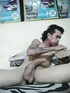 Snapshot of 001HENRYAlejandro chatting on 3, 12, 2025 001HENRYAlejandro online show from 3, 12, 2025