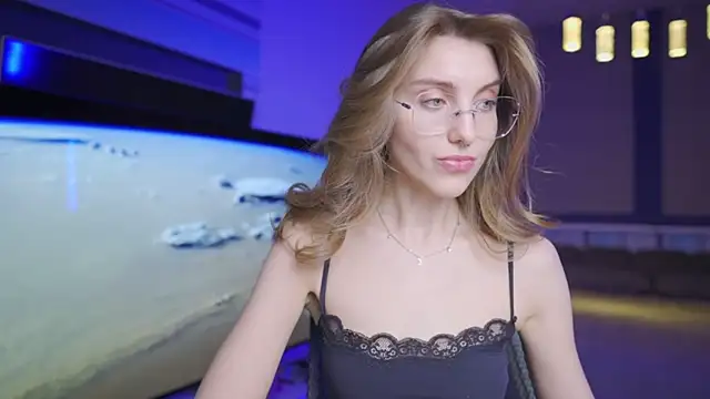 CassiaBlade1 online show from 11, 4, 2026