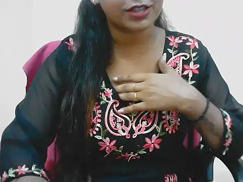 Snapshot of LovingPihu chatting on 16, 7, 2026 LovingPihu online show from 16, 7, 2026