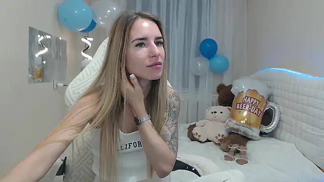 DeboraHorny online show from 19, 9, 2025