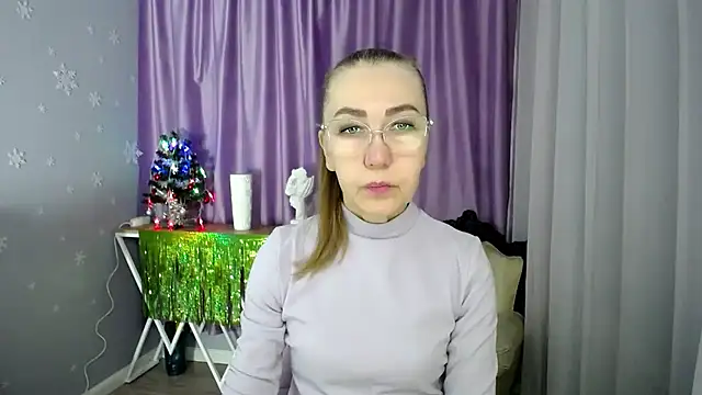queen a n i online show from 9, 12, 2024