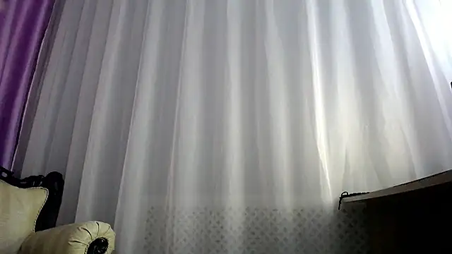 queen a n i online show from 25, 12, 2024