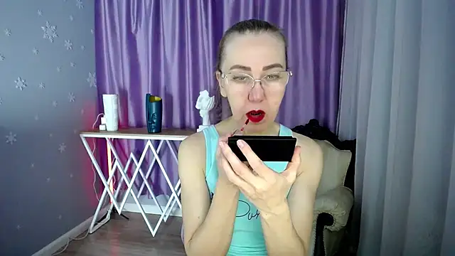 queen a n i online show from 31, 1, 2025