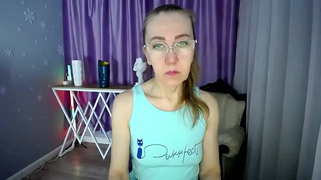 queen a n i online show from 26, 2, 2025