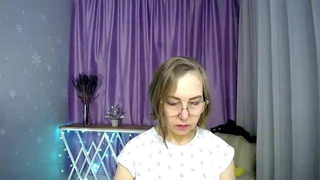 queen a n i online show from 26, 3, 2026