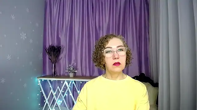 queen a n i online show from 15, 5, 2026