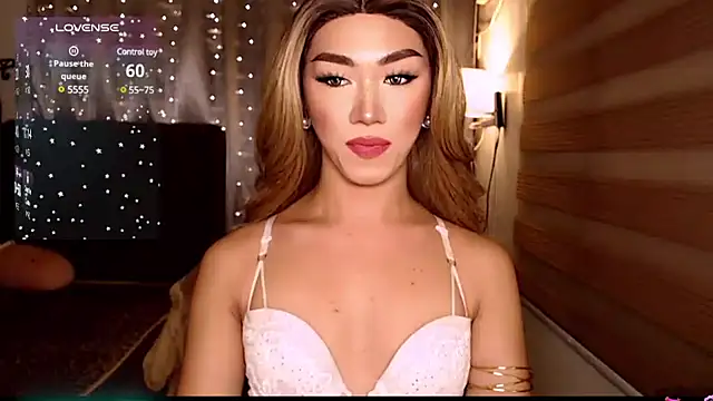 Local Hoelyx online show from 21, 12, 2024