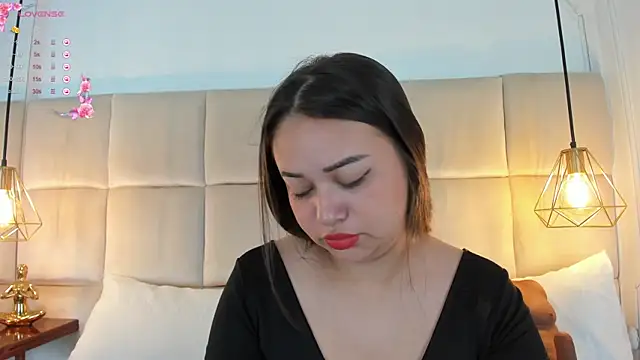 Snapshot of AnaisClark chatting on 22, 1, 2025 AnaisClark online show from 22, 1, 2025
