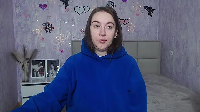 Snapshot of KaleyReed chatting on 15, 2, 2025 KaleyReed online show from 15, 2, 2025