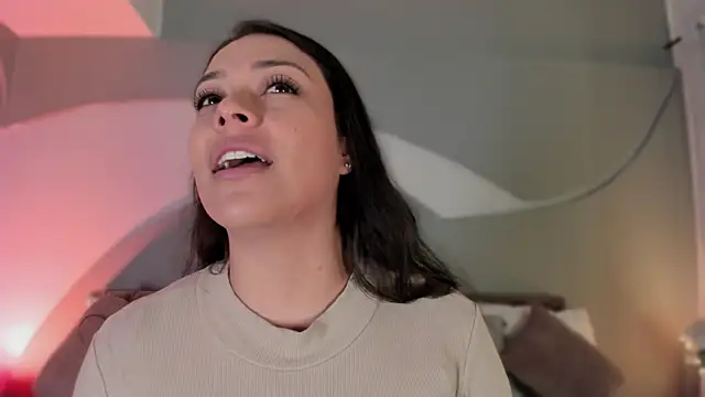 Nicolle W online show from 16, 4, 2026