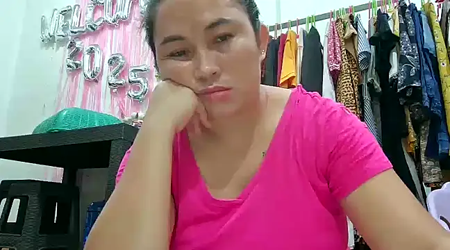 Snapshot of LalaiAsian chatting on 5, 1, 2025 LalaiAsian online show from 5, 1, 2025