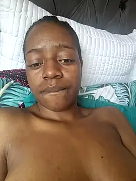 Snapshot of Sexynaughty_Gal chatting on 17, 12, 2024 Sexynaughty Gal online show from 17, 12, 2024