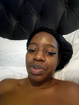 Snapshot of Sexynaughty_Gal chatting on 13, 10, 2025 Sexynaughty Gal online show from 13, 10, 2025