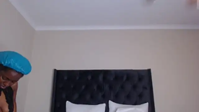 Sexynaughty Gal online show from 23, 11, 2025