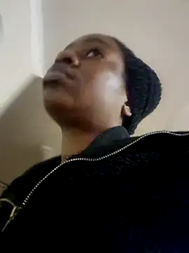 Sexynaughty Gal online show from 17, 4, 2026