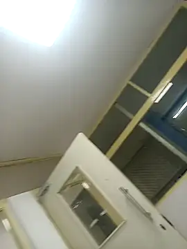 Snapshot of giri1817 chatting on 5, 1, 2025 giri1817 online show from 5, 1, 2025