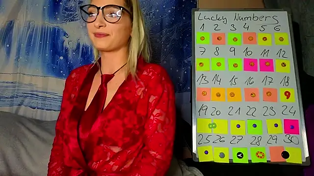 KittyMia online show from 9, 2, 2026