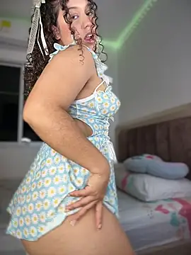 Snapshot of Shara_dreams chatting on 1, 2, 2026 Shara dreams online show from 1, 2, 2026