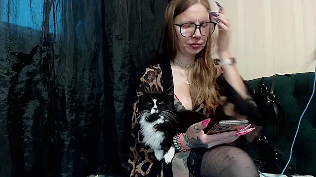 alexandra zaryanova online show from 7, 11, 2025