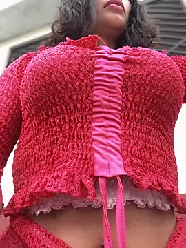 sexi noemi online show from 3, 10, 2025