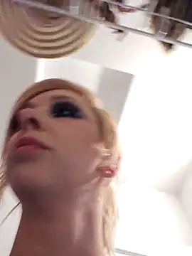 AmethystFoxx online show from 13, 3, 2026