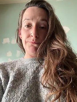 Mini And The Bear online show from 25, 3, 2026