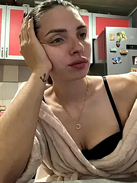 Snapshot of SeducingYoghourt chatting on 10, 10, 2025 SeducingYoghourt online show from 10, 10, 2025