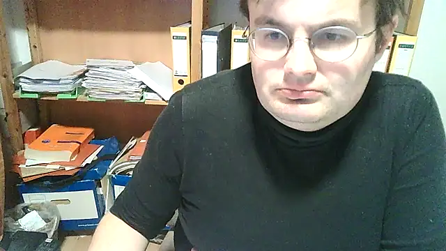 Snapshot of makau1 chatting on 3, 12, 2024 makau1 online show from 3, 12, 2024