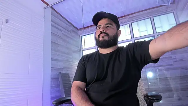 MichaelBear  online show from 25, 1, 2025