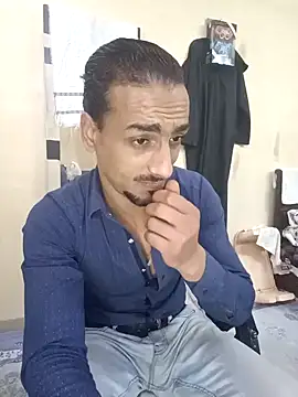 Snapshot of highguy chatting on 10, 12, 2024 highguy online show from 10, 12, 2024