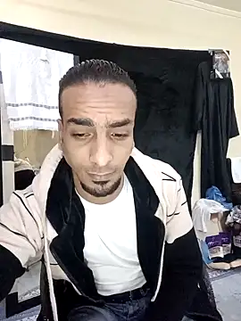 Snapshot of highguy chatting on 9, 1, 2025 highguy online show from 9, 1, 2025