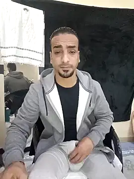 Snapshot of highguy chatting on 12, 1, 2025 highguy online show from 12, 1, 2025