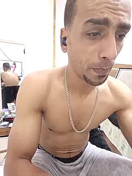 Snapshot of highguy chatting on 10, 10, 2025 highguy online show from 10, 10, 2025