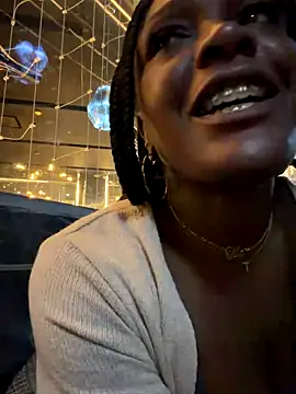 TilaTotti online show from 27, 10, 2025