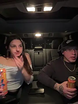 Snapshot of DoriDeluxe66 chatting on 5, 2, 2025 DoriDeluxe66 online show from 5, 2, 2025