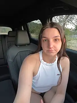 Snapshot of DoriDeluxe66 chatting on 14, 2, 2025 DoriDeluxe66 online show from 14, 2, 2025