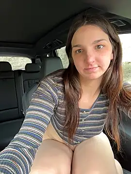 Snapshot of DoriDeluxe66 chatting on 25, 2, 2025 DoriDeluxe66 online show from 25, 2, 2025