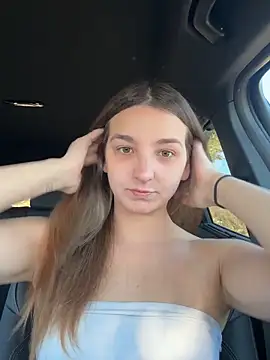 Snapshot of DoriDeluxe66 chatting on 24, 9, 2025 DoriDeluxe66 online show from 24, 9, 2025