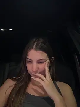 Snapshot of DoriDeluxe66 chatting on 5, 10, 2025 DoriDeluxe66 online show from 5, 10, 2025