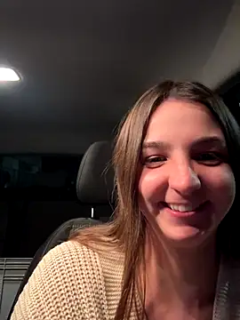 Snapshot of DoriDeluxe66 chatting on 28, 10, 2025 DoriDeluxe66 online show from 28, 10, 2025