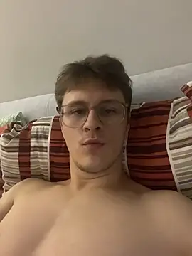 Snapshot of dishonoredboy chatting on 7, 11, 2025 dishonoredboy online show from 7, 11, 2025