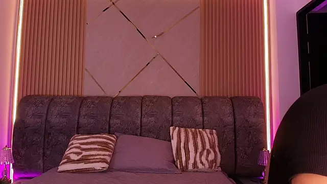 naia blessed online show from 13, 4, 2026