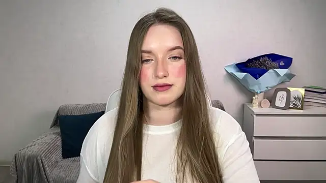 EvaMaddison online show from 14, 11, 2025