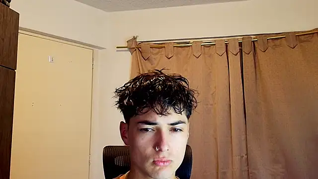 Snapshot of jimmy_class chatting on 17, 12, 2025 jimmy class online show from 17, 12, 2025