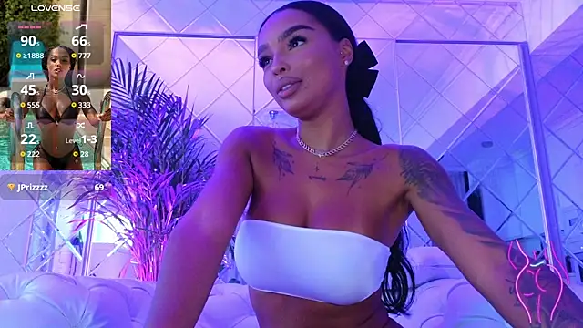 KimiBrown online show from 11, 9, 2025