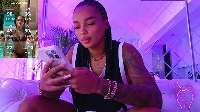 KimiBrown online show from 25, 9, 2025