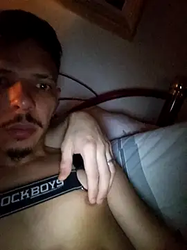 Snapshot of JuninhoPilati chatting on 13, 11, 2025 JuninhoPilati online show from 13, 11, 2025